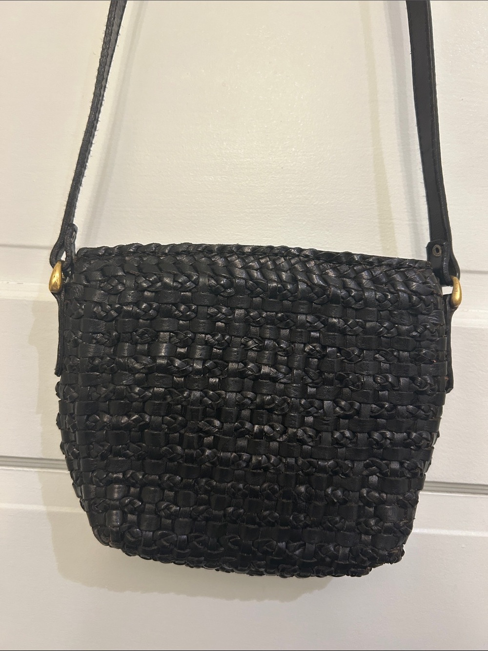 🛍 2/$18 Woven Black Leather Crossbody Purse